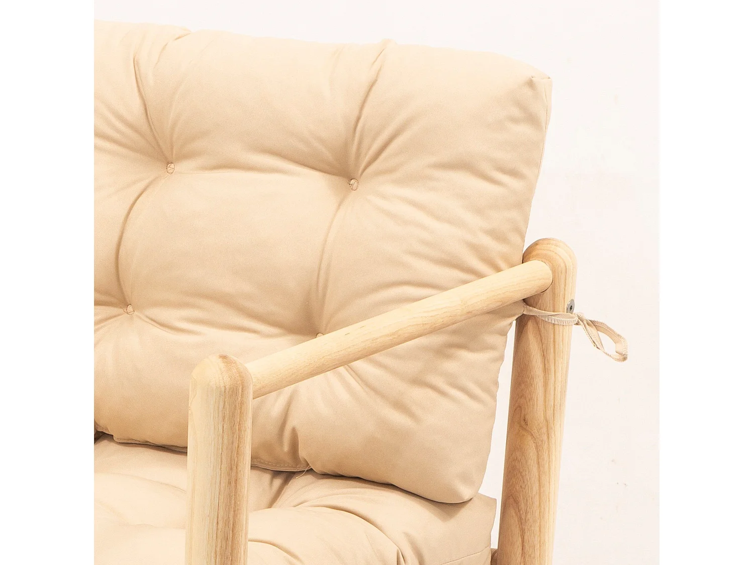 Salon de jardin Evander Châtaigne massif clair