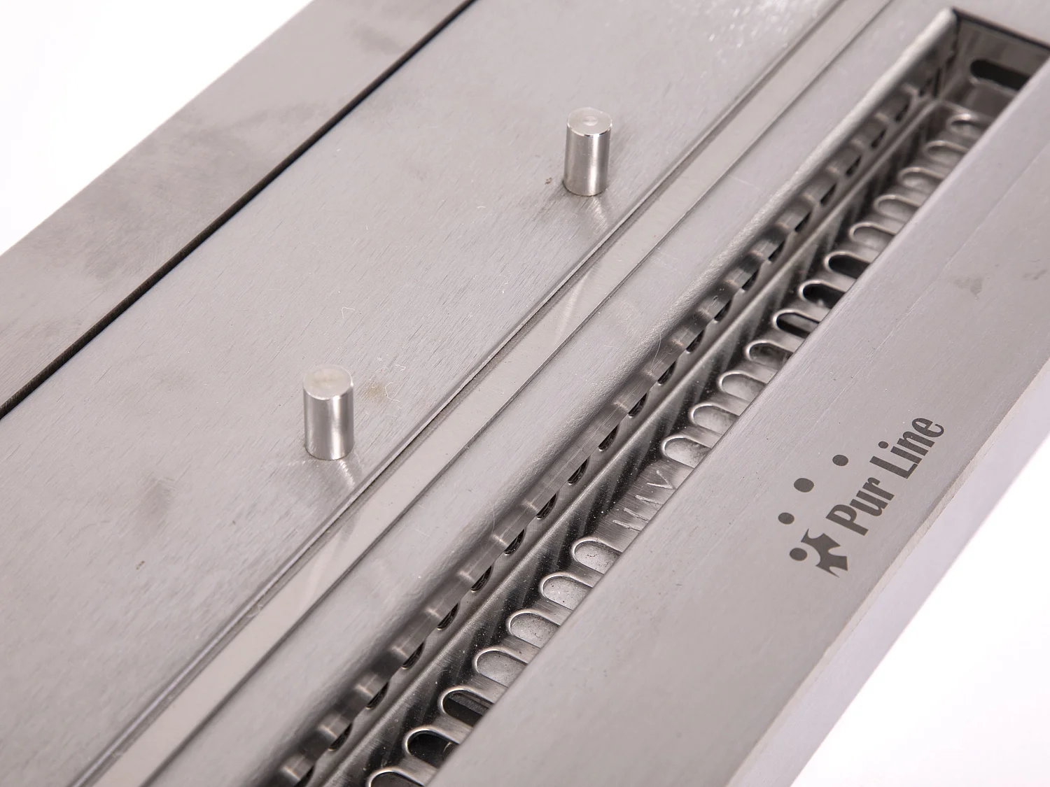 Bloc de combustion de taille moyenne avec fibre céramique et régulateur de flamme