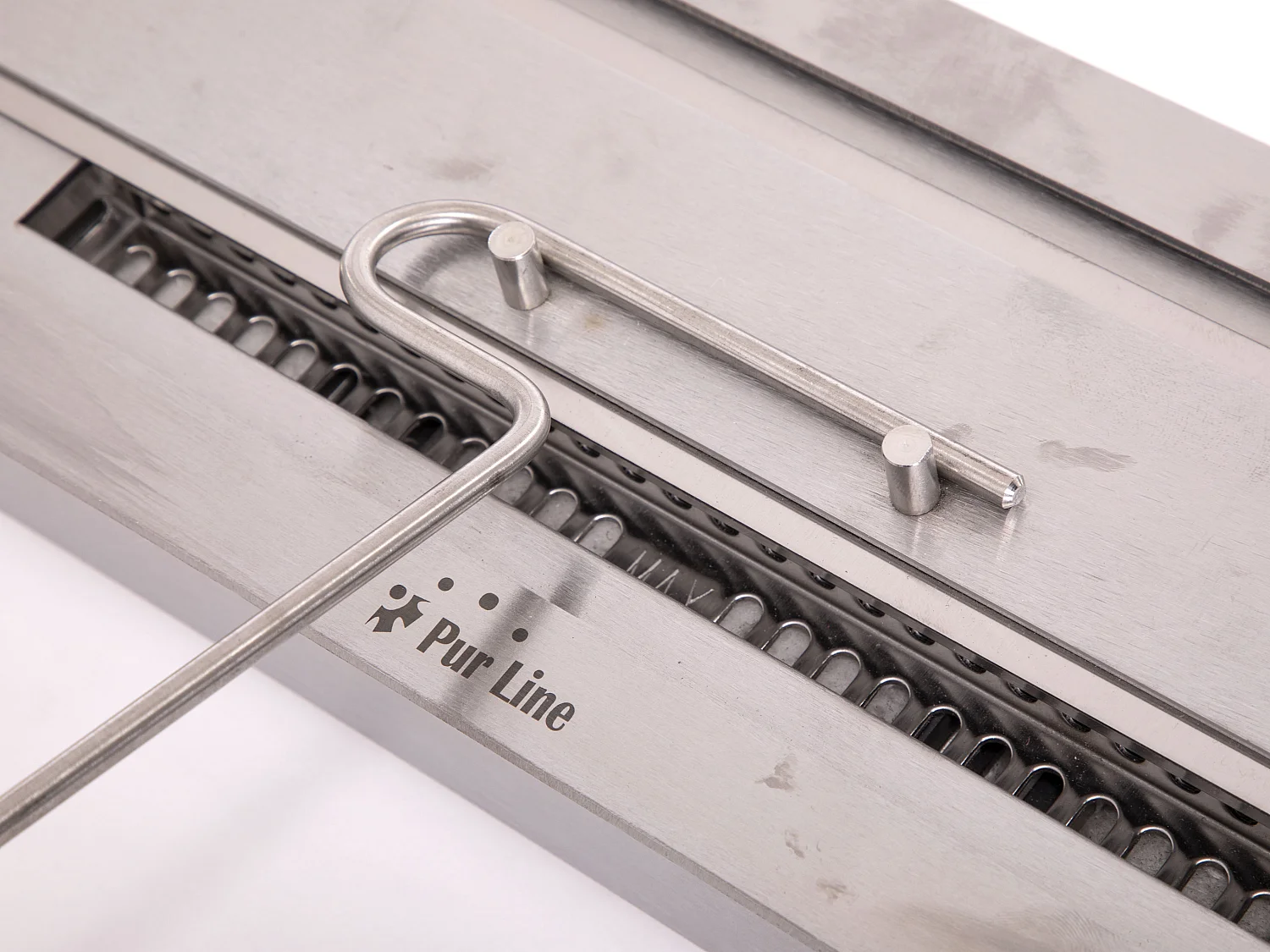 Bloc de combustion de taille moyenne avec fibre céramique et régulateur de flamme