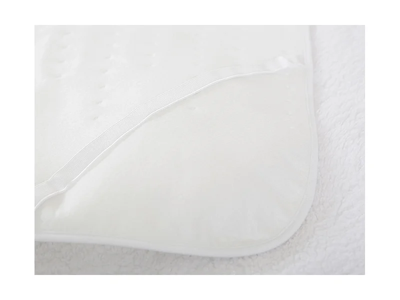 Elektrische bedwarmer in wit met automatische uitschakeling