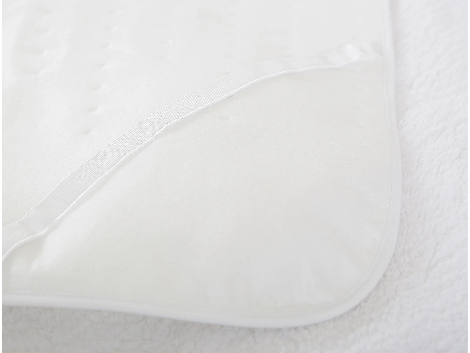 Elektrische Heizdecke aus weißer Wolle Purline WARMER BED 60W