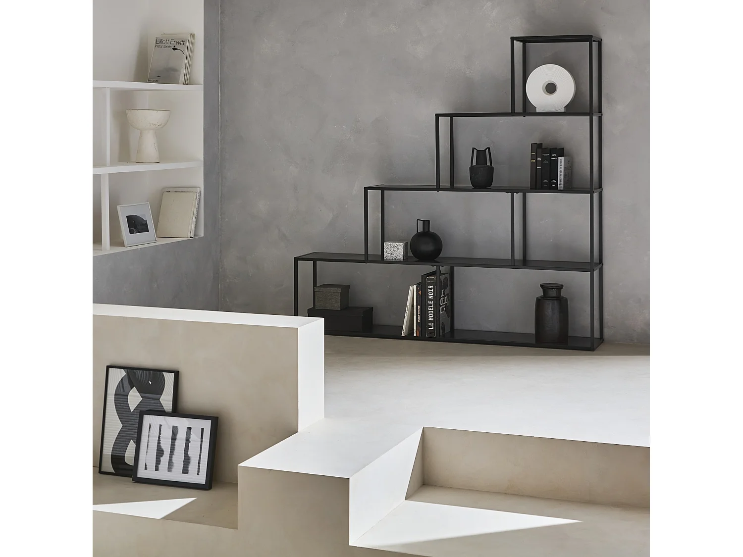 Etagère bibliothèque escalier en métal noir 4 niveaux INDUSTRIELLE  L 160 x P 30 x H 157cm