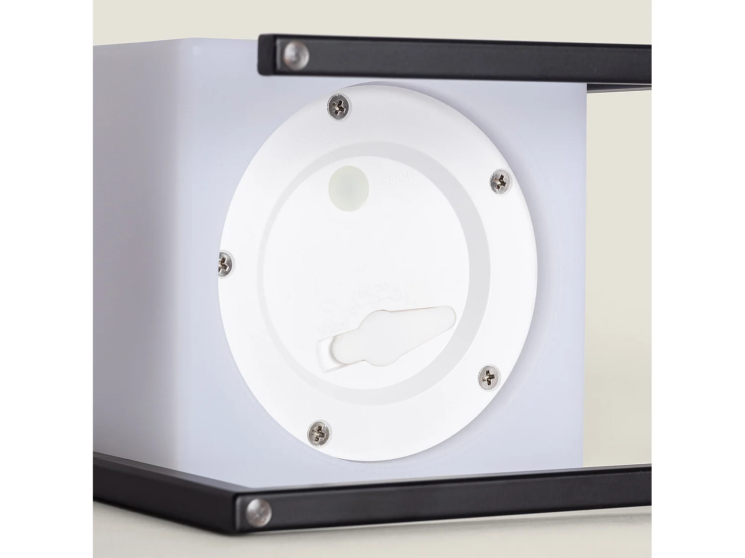 Lampe à Poser LED Portative Extérieure 2.5W Tiber avec Batterie Rechargeable USB Noir