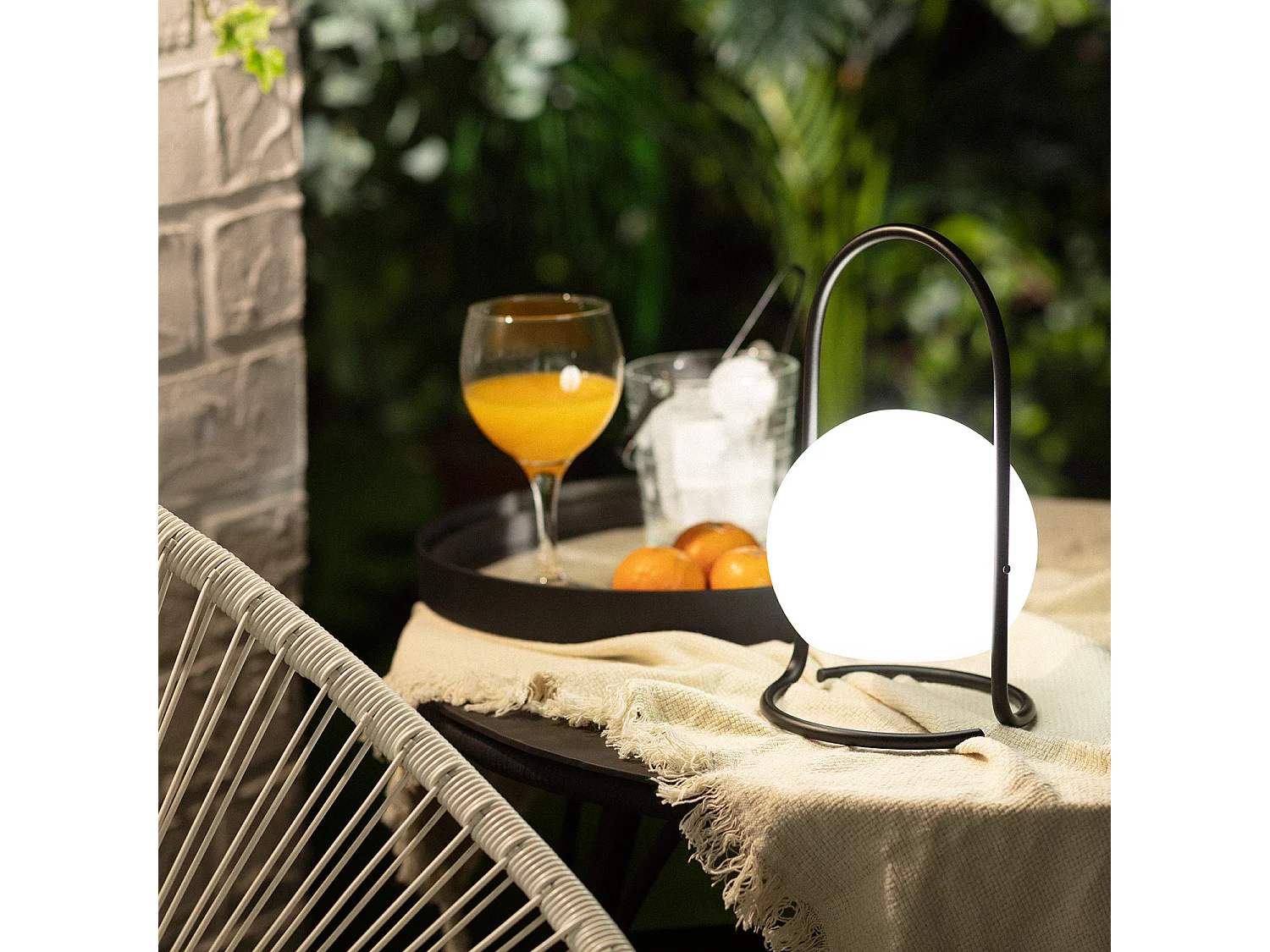 Lampada da Tavolo per Esterni LED 2.5W Portatile Metallo con Batteria USB Ricaricabile Mkono Nero