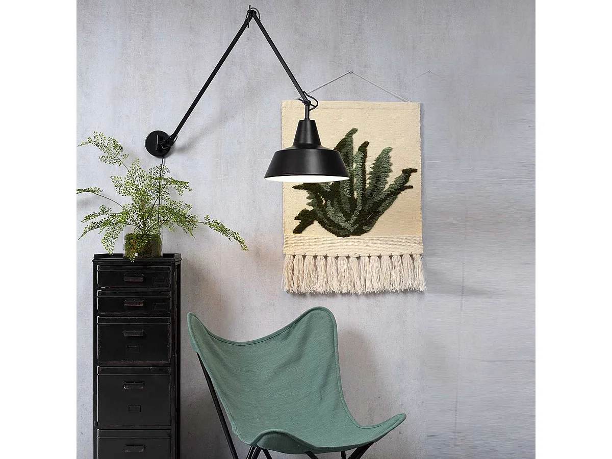 Zwart metalen wandlamp met scharnierende arm