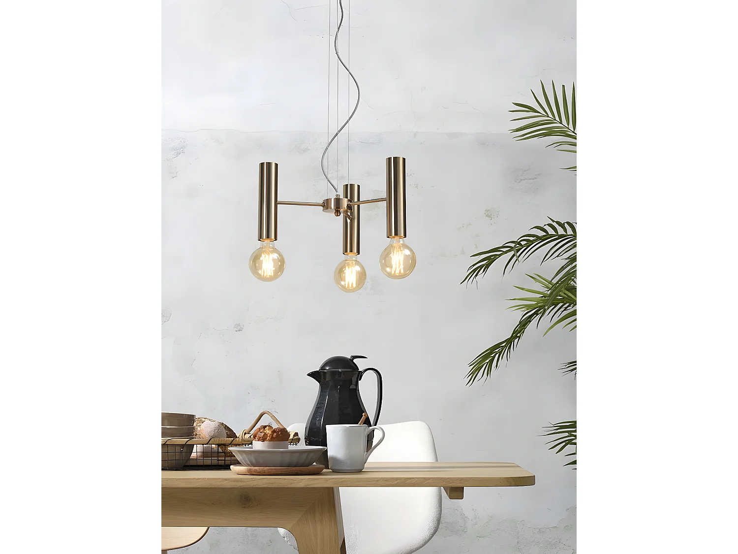 Drievoudige ophanging in goudkleurig metaal