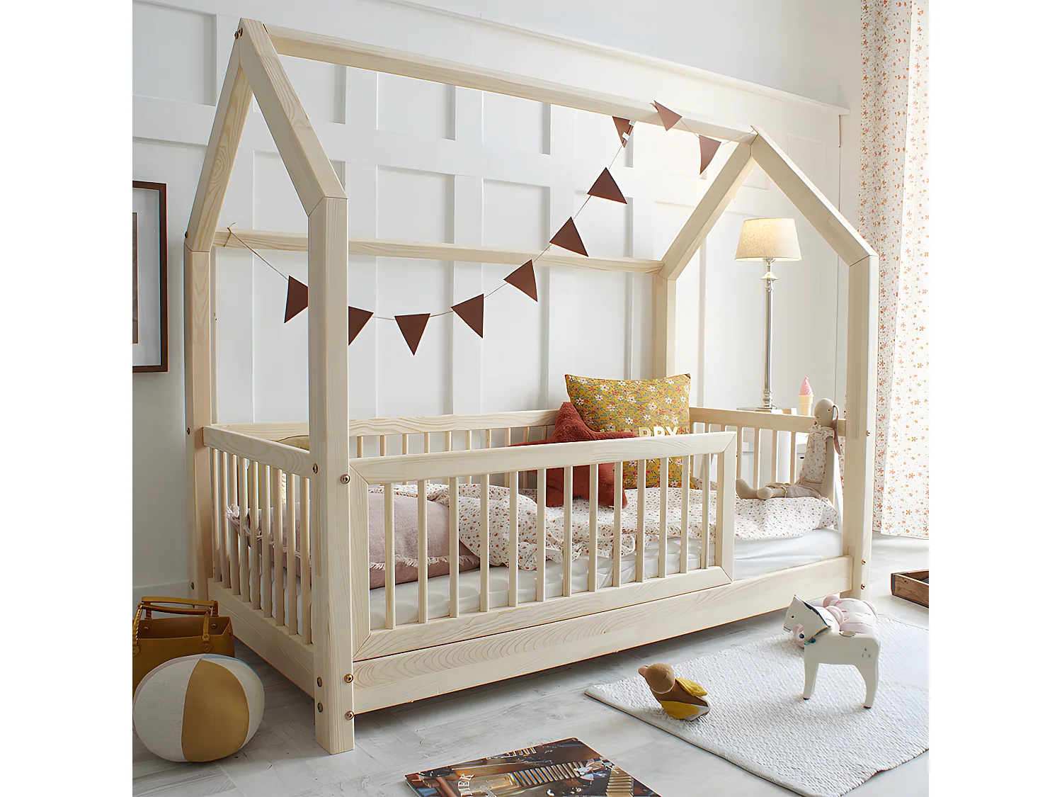 Cama Florie Bois 90x190 com calha e base de ripas com pés de 5 cm