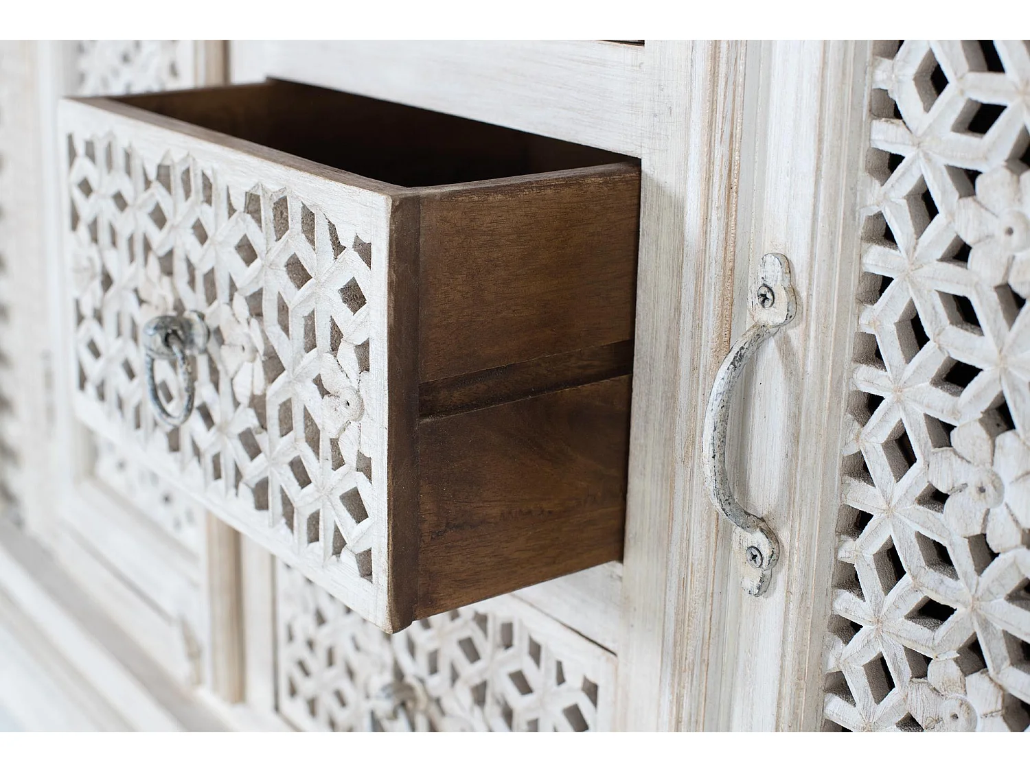 Buffet en bois manguier blanc vieilli