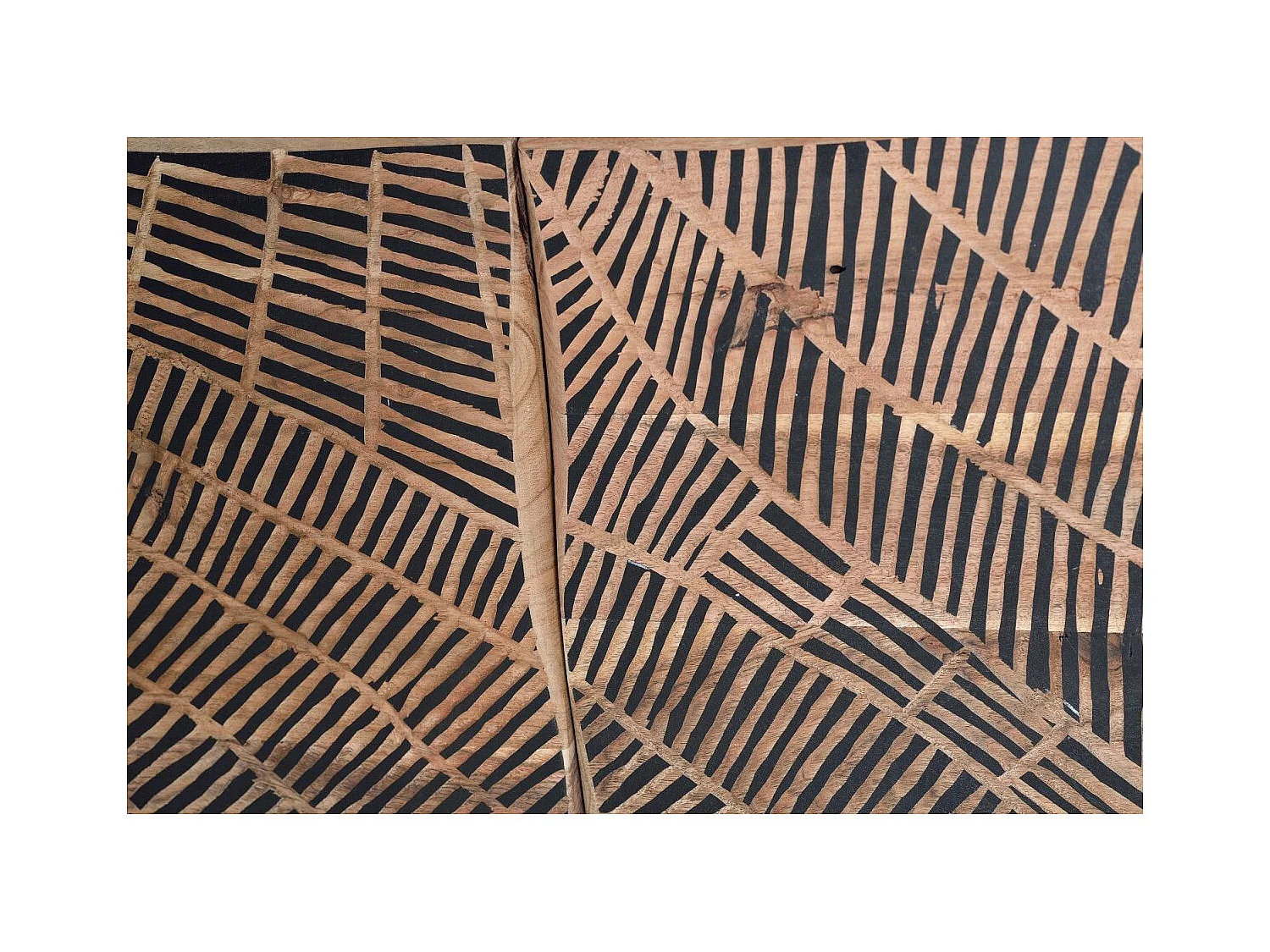 Buffet en bois d'acacia et pieds en métal couleur naturelle