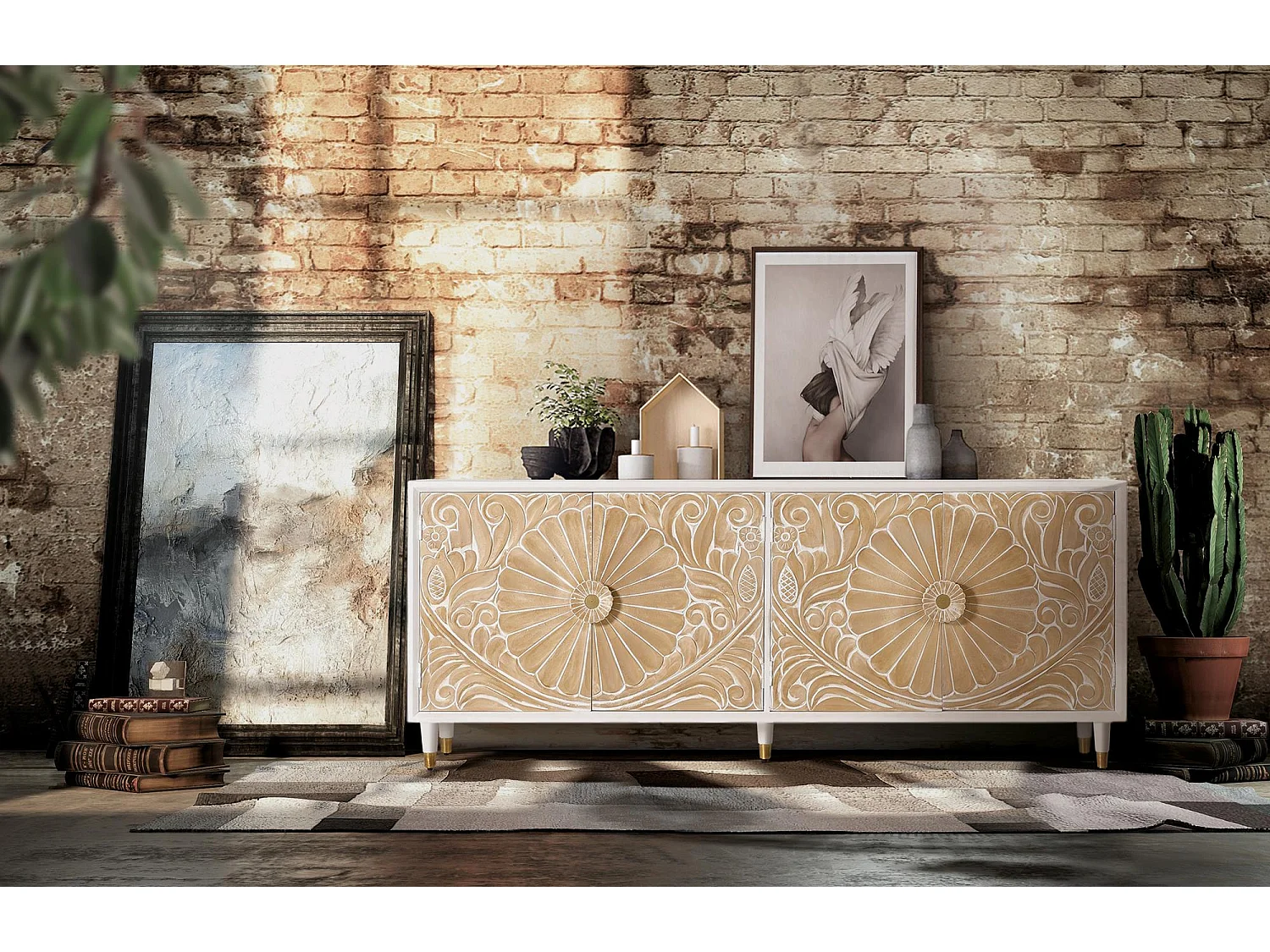 Buffet en bois de manguier avec des détails en or blanc