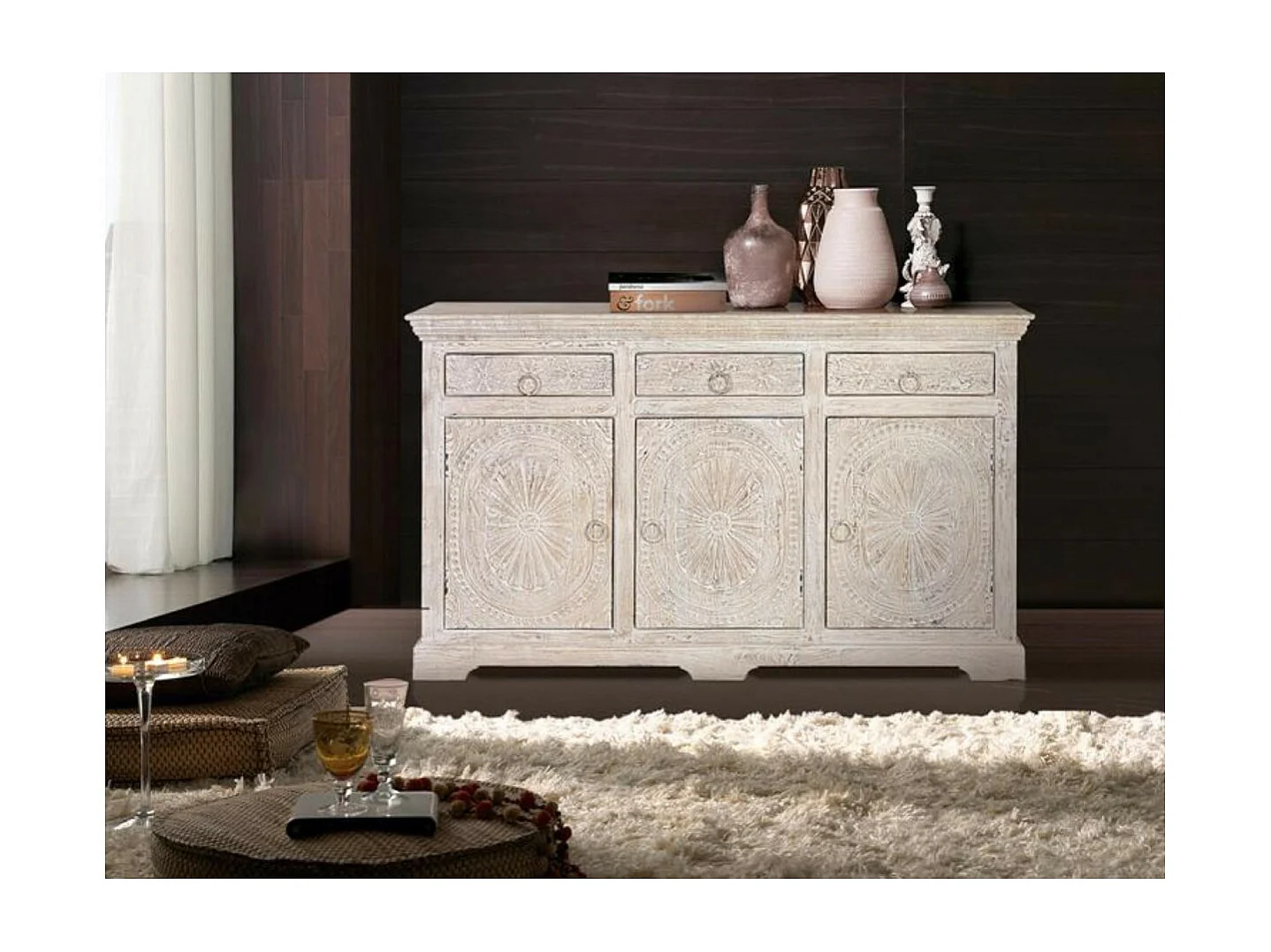 Aparador manga branca envelhecida Blanco.Giner y Colomer.90x40x150