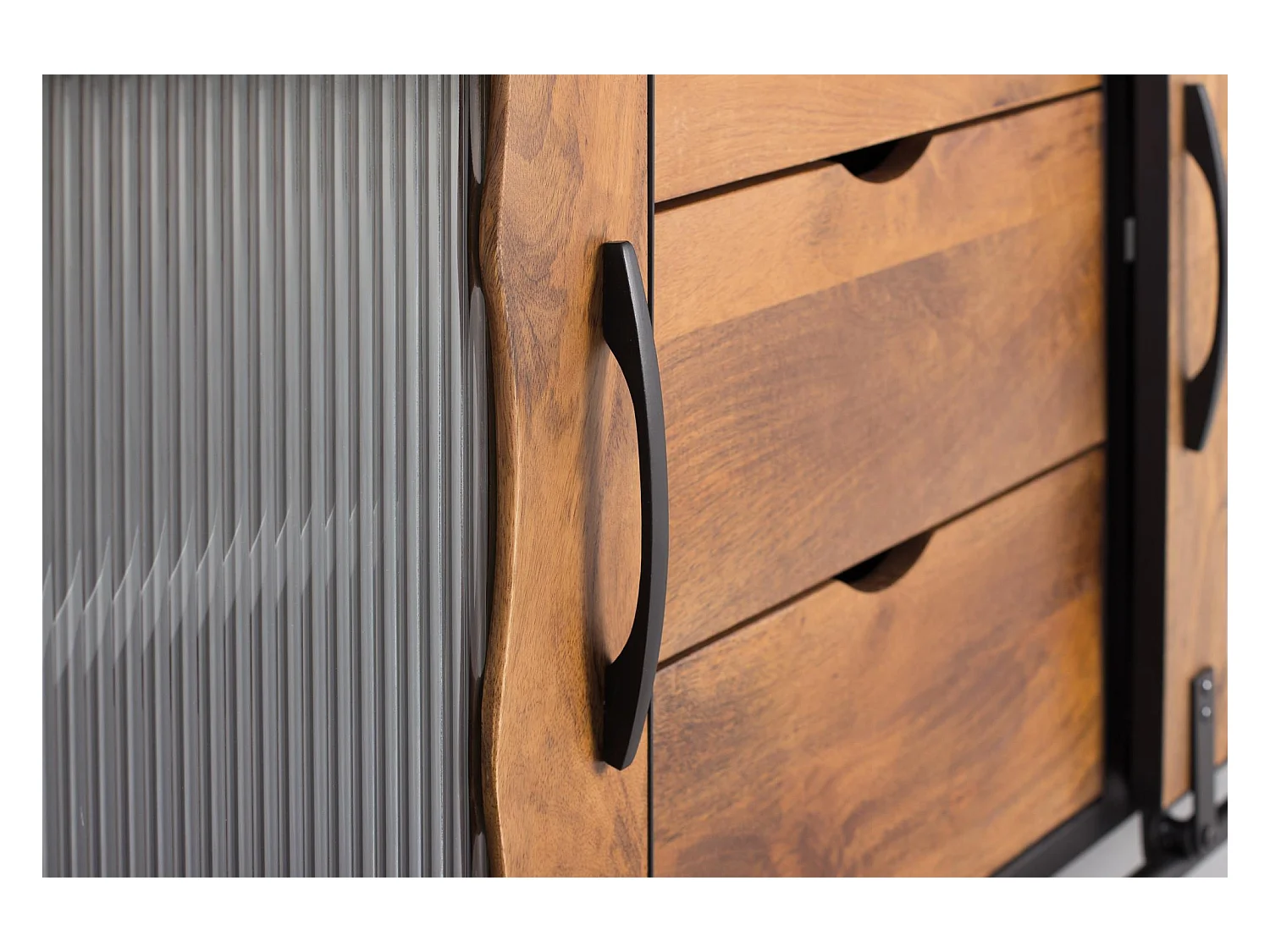 CREDENZA - STOVIGLIE Multicolor .80x40x150 Giner y Colomer