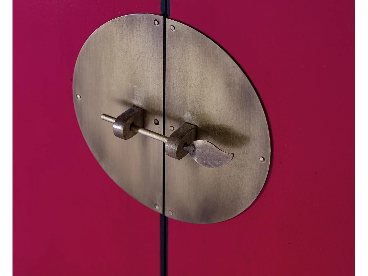 Buffet met 6 deuren en 3 deuren in manguierhout