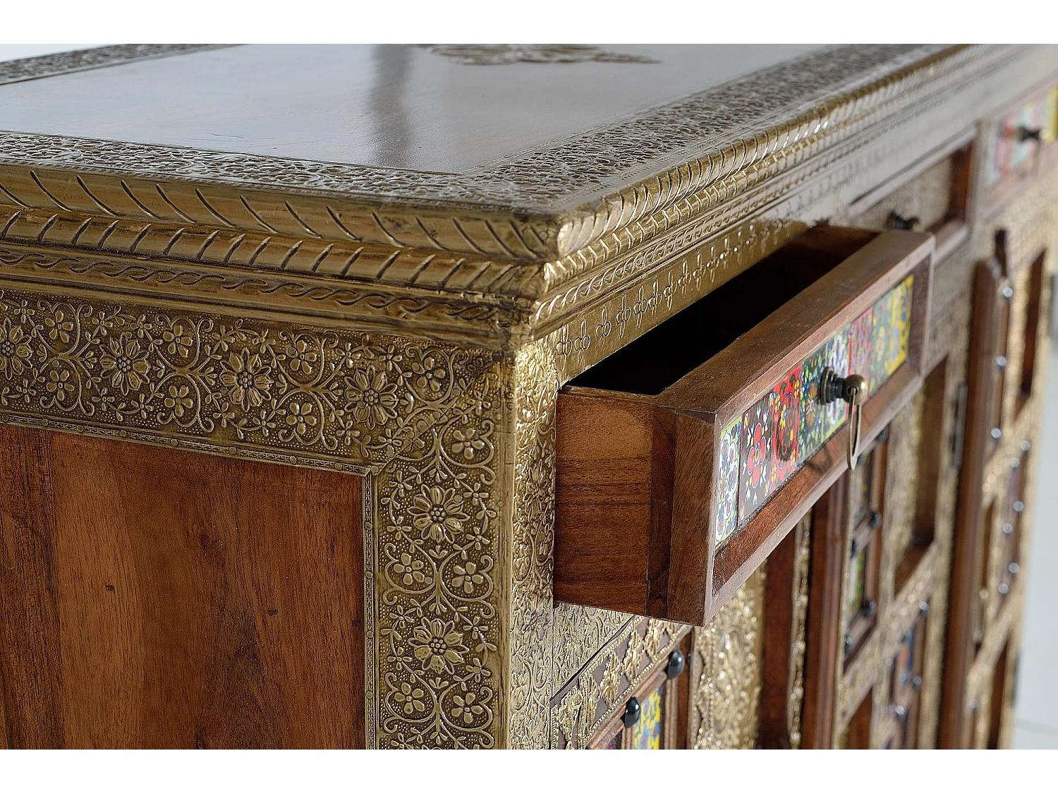 Sideboard aus Akazienholz