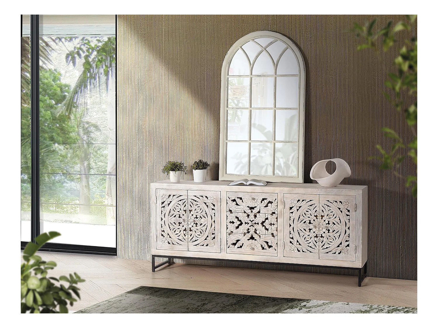 Buffet en manguier et pieds en métal blanc vieilli