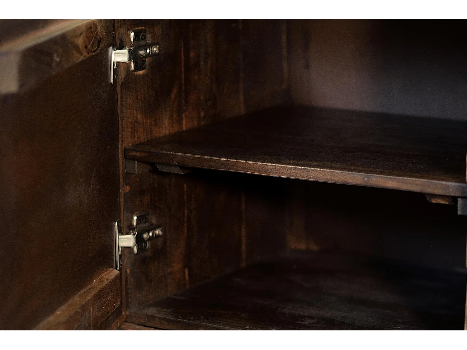 Sideboard aus Mangoholz und Bronze
