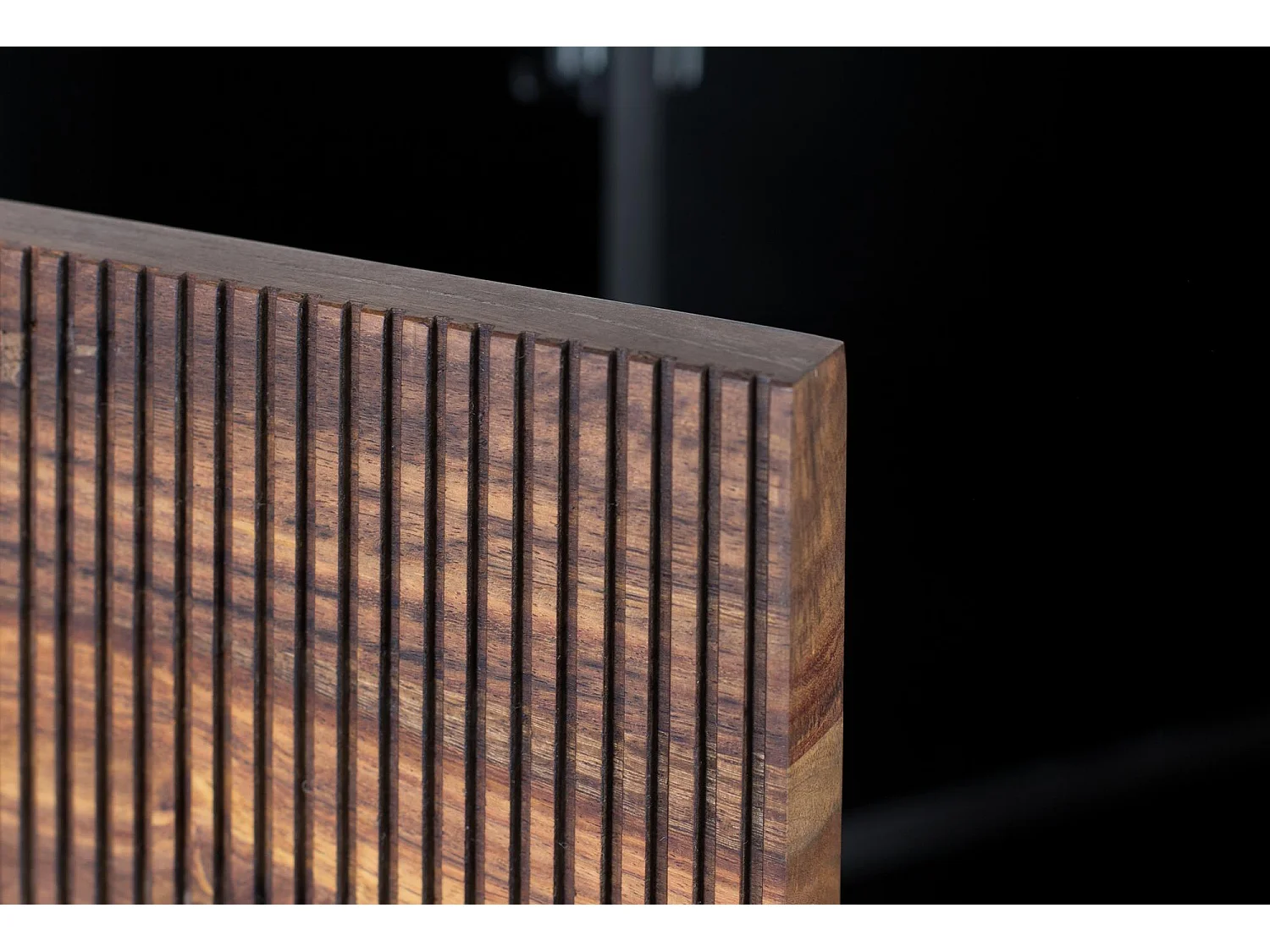 Buffet bois palissandre et manguier plus métal