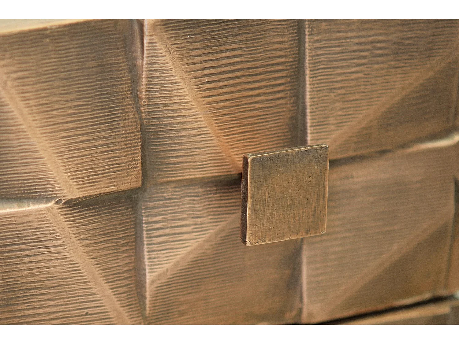 Sideboard aus Mangoholz und Bronze