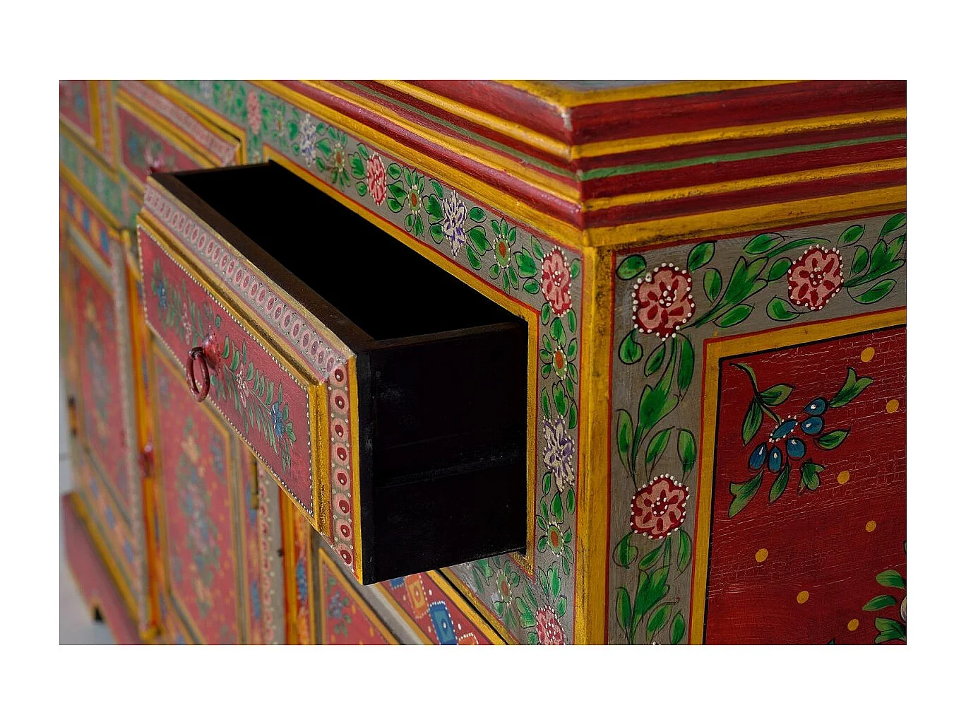 Buffet en bois en manguier et MDF peint à la main