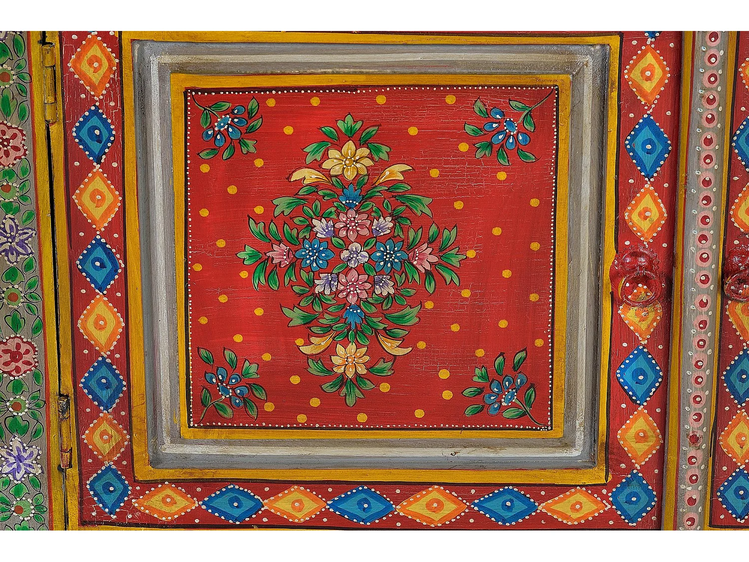 Buffet en bois en manguier et MDF peint à la main