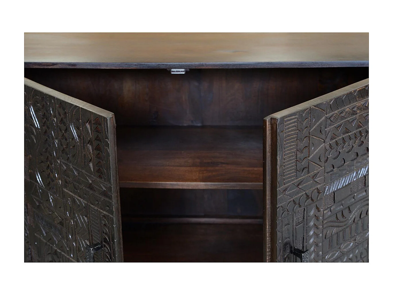 Buffet en bois de manguier et pieds en métal