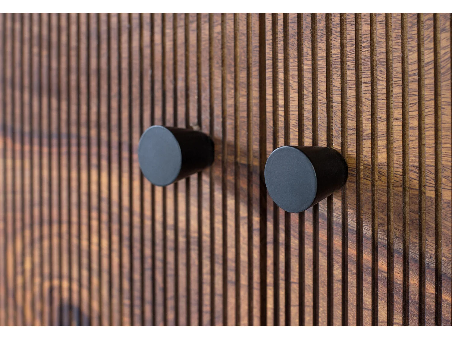 Console in houten palissandre en manguier met metaal