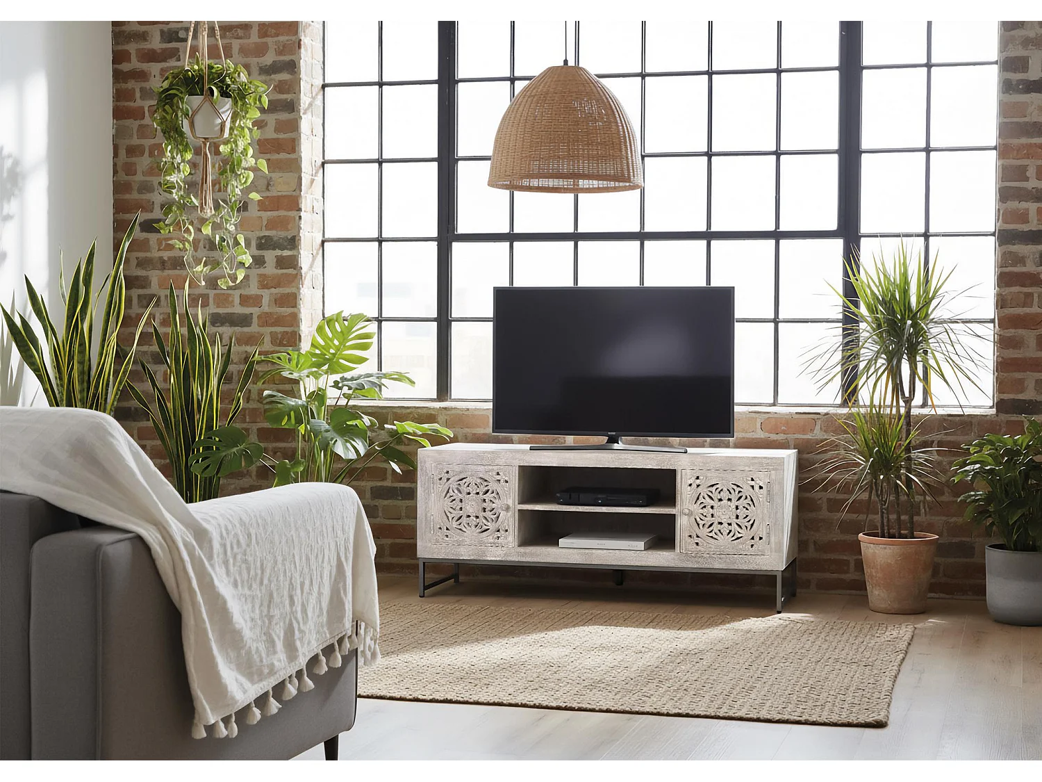 Mueble TV de Madera de Mango 130 Cm Estilo Étnico Boho Tallado-55x130x40