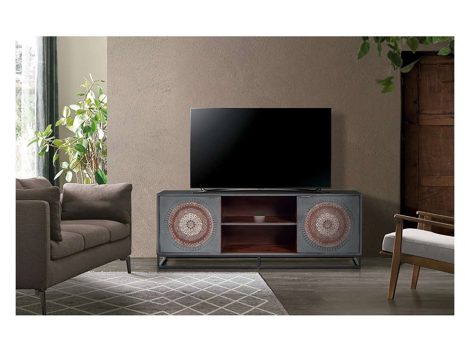TV-Schrank aus Mangoholz