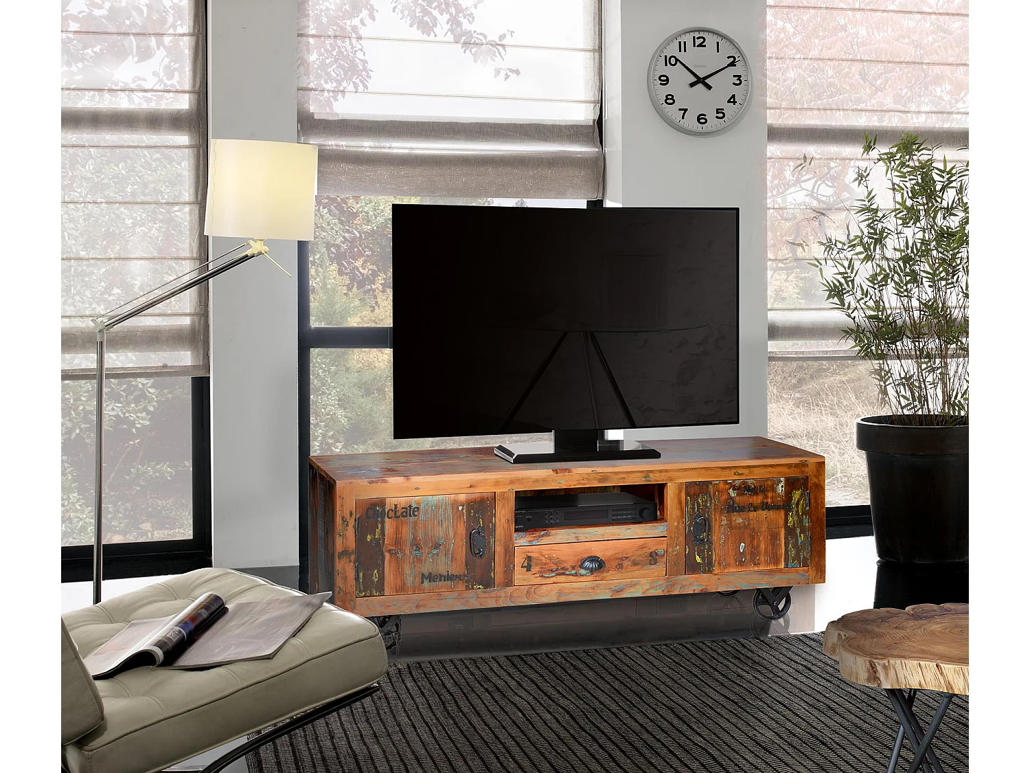 Meuble TV exclusif en bois recyclé multicolore