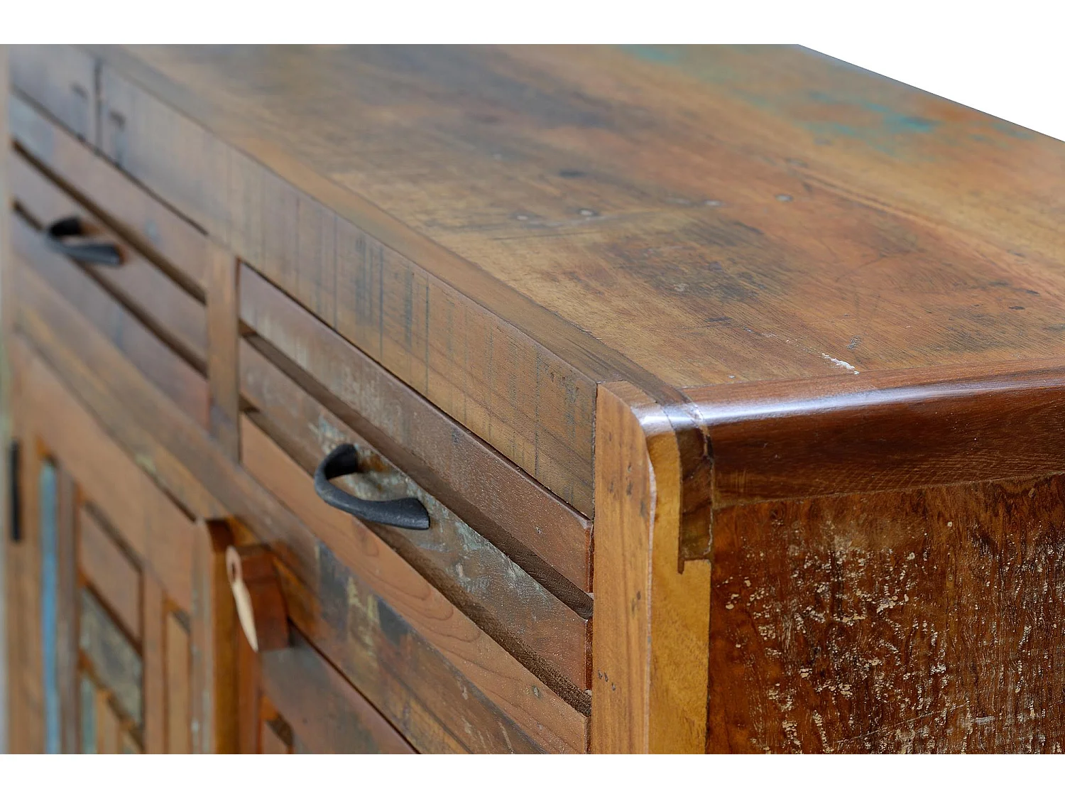 Commode exclusive en bois recyclé multicolore