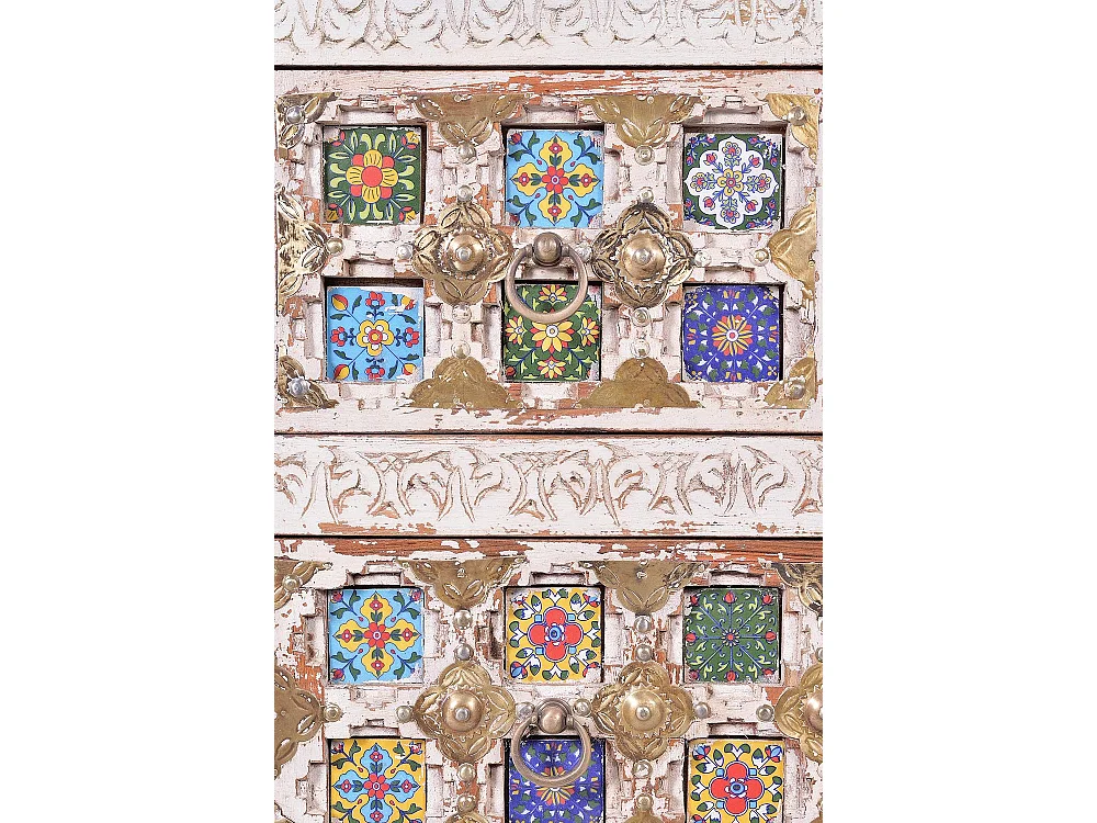 Commode in manguierhout met keramische details