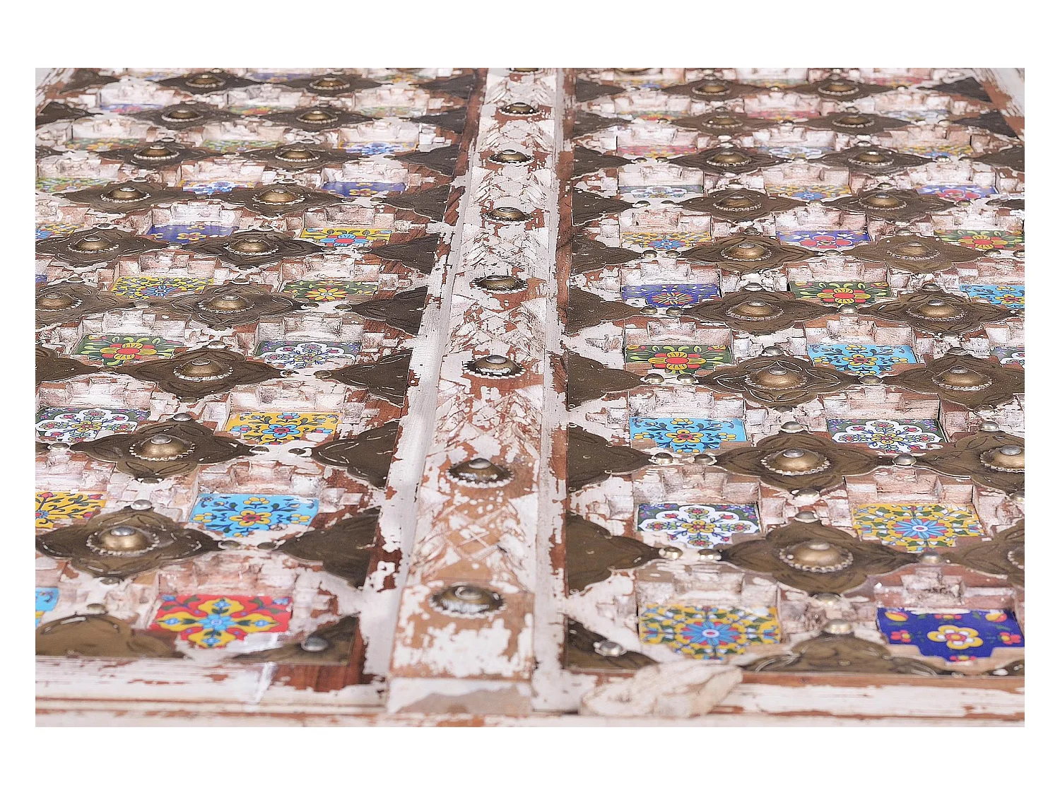 Schrank aus Mangoholz