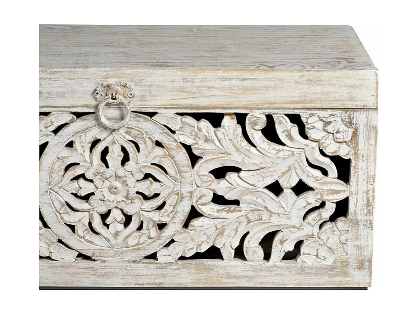 Coffre en manguier et pieds en métal blanc vieilli