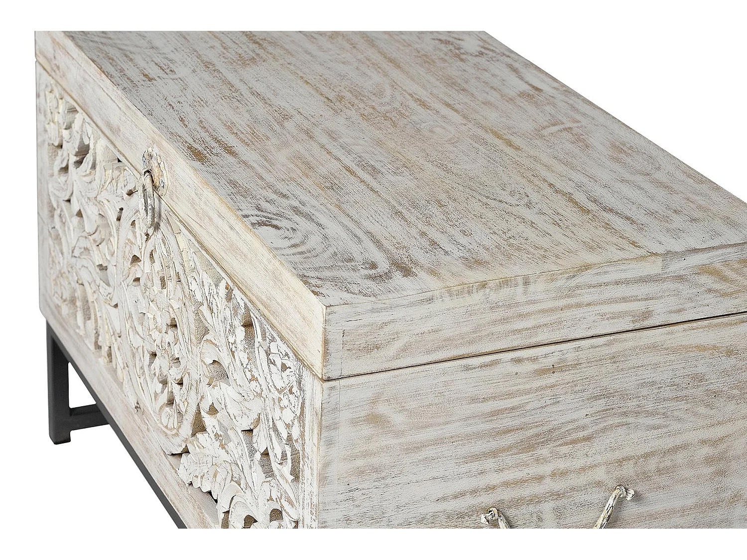 Baúl madera de mango y patas metal en blanco envejecido