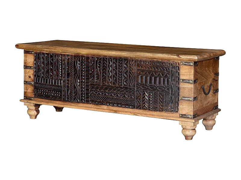 Tronc en bois de manguier et détails sombres