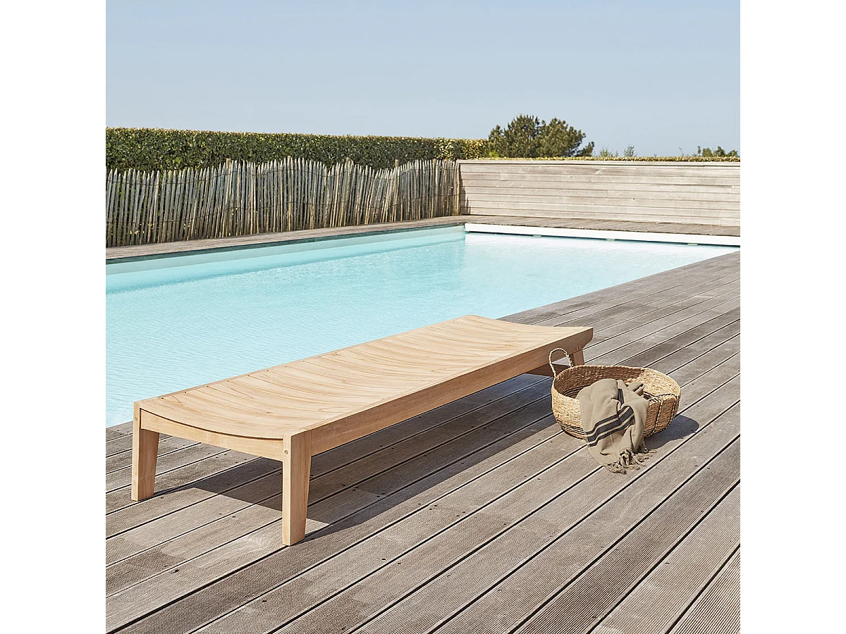 Ensemble bain de soleil et table basse en teck massif