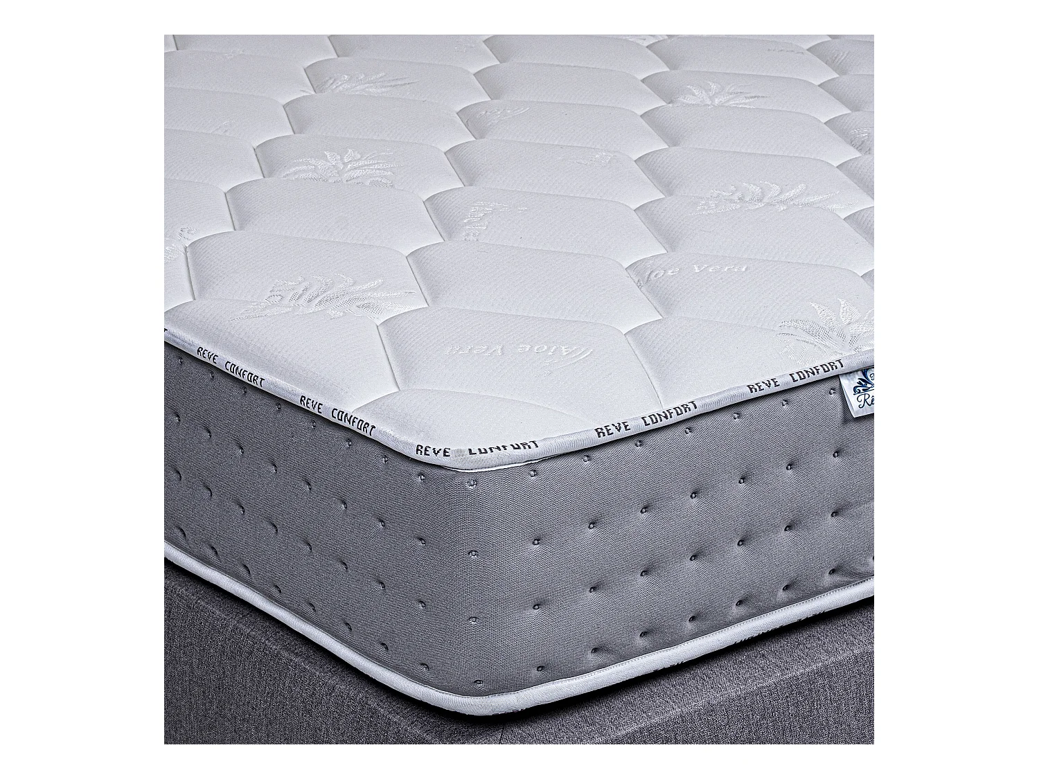 Matelas 140x200 cm, Sakina, 24cm, Ressorts Ensachés, Mousse Haute Densité, Soutien ferme