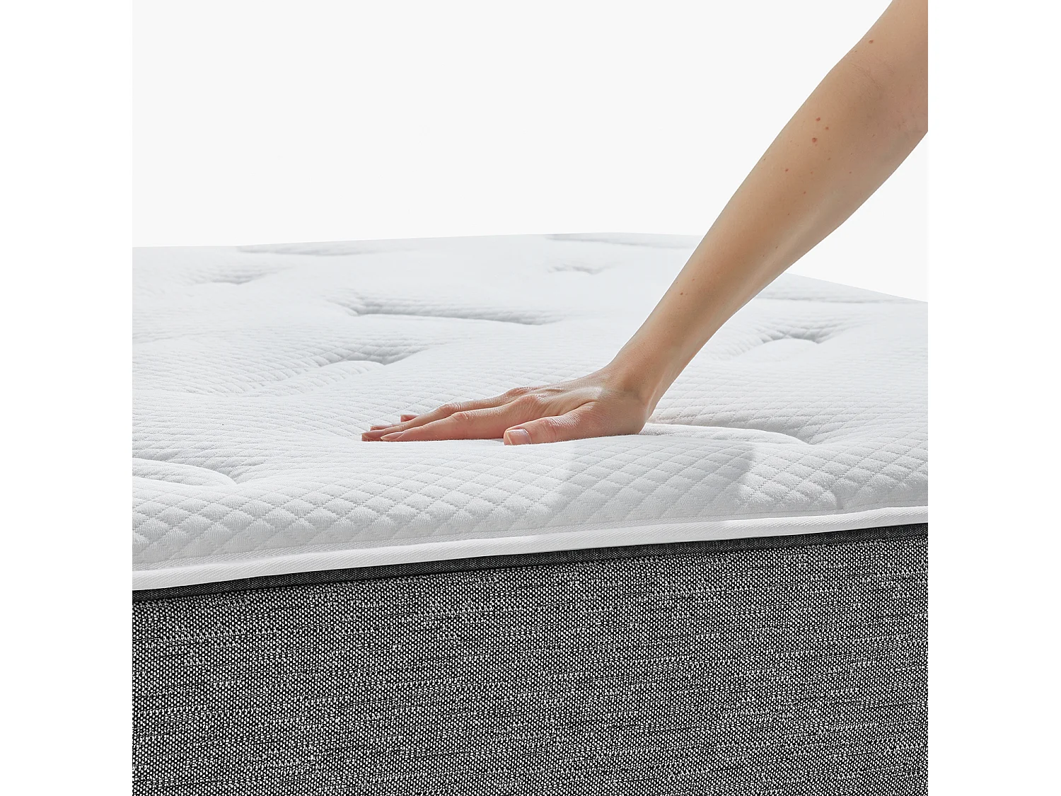 Visco-elastische topper van 3 cm en ademende vezel