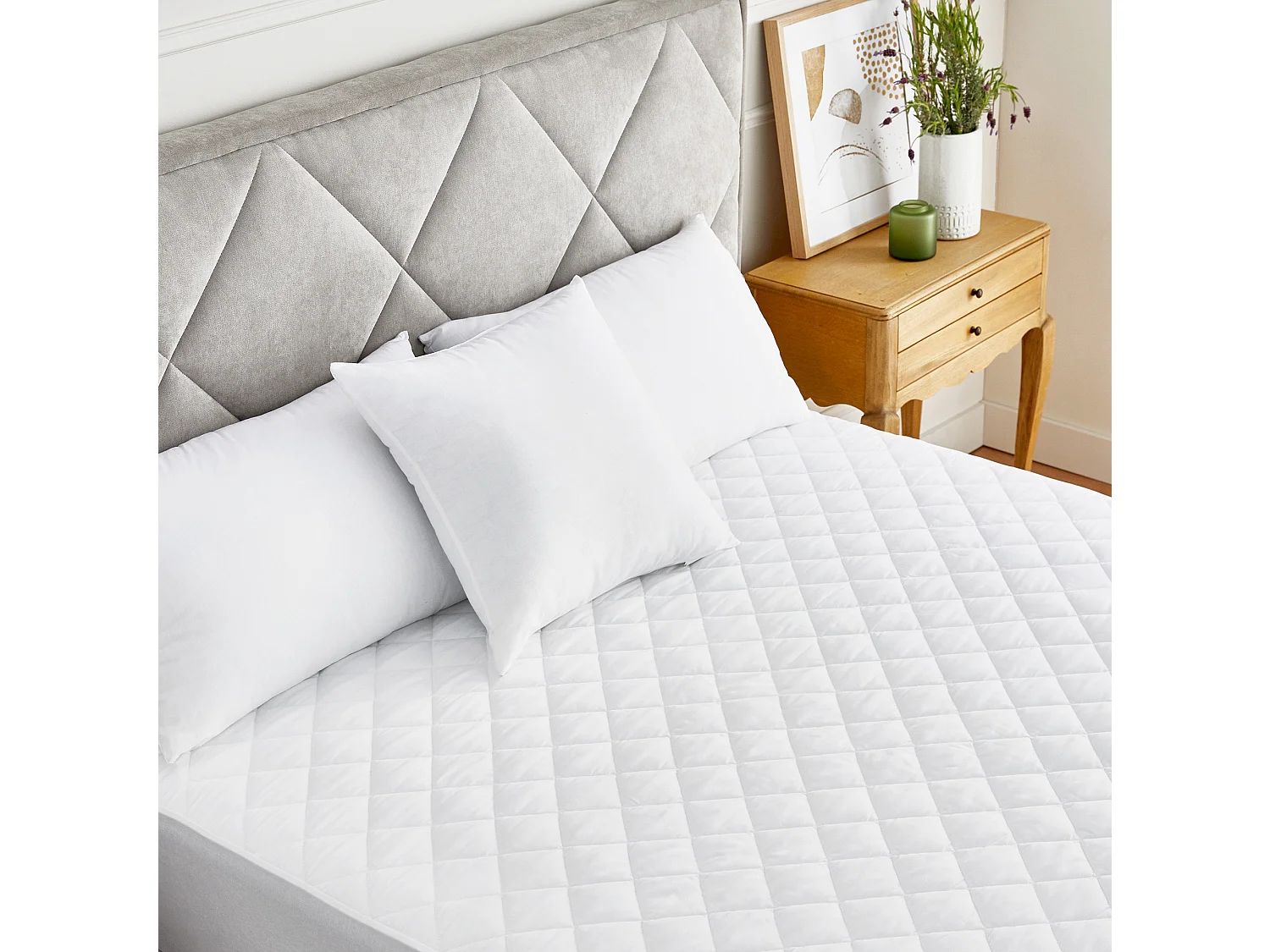 Protège-matelas hypoallergénique avec rembourrage anti-fluide