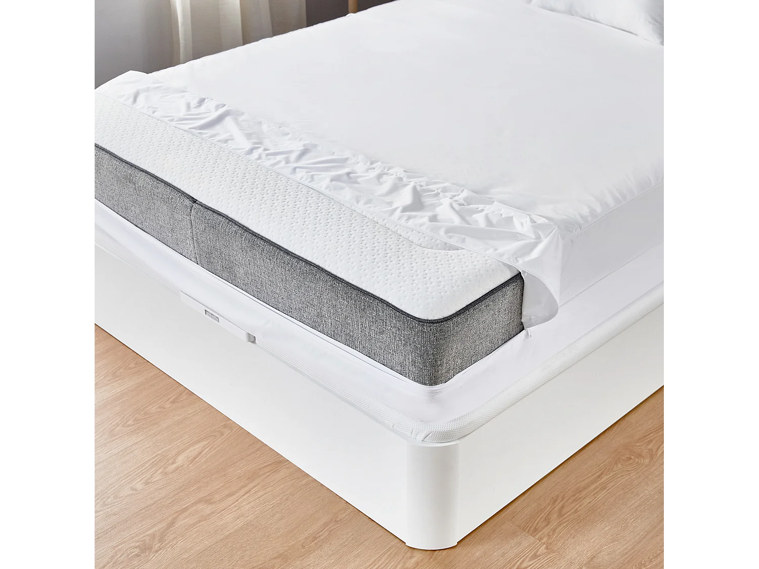 Couverture matelas hypoallergénique et liquides