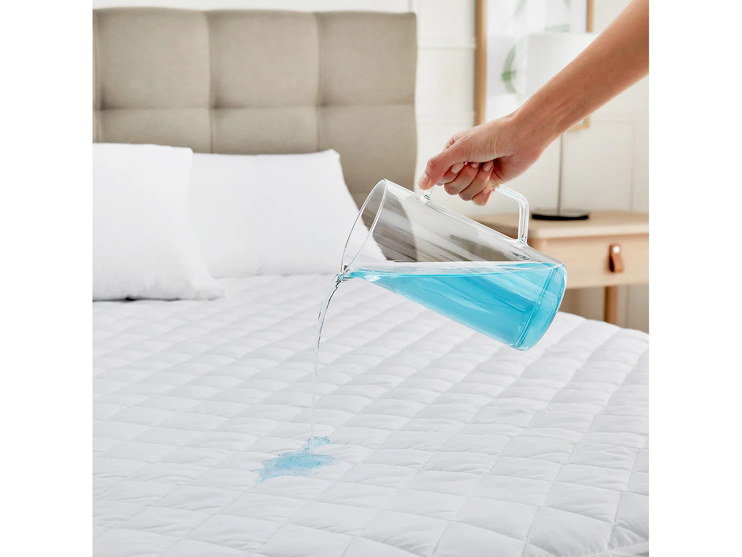 Protège-matelas anti-allergène matelassé et imperméable