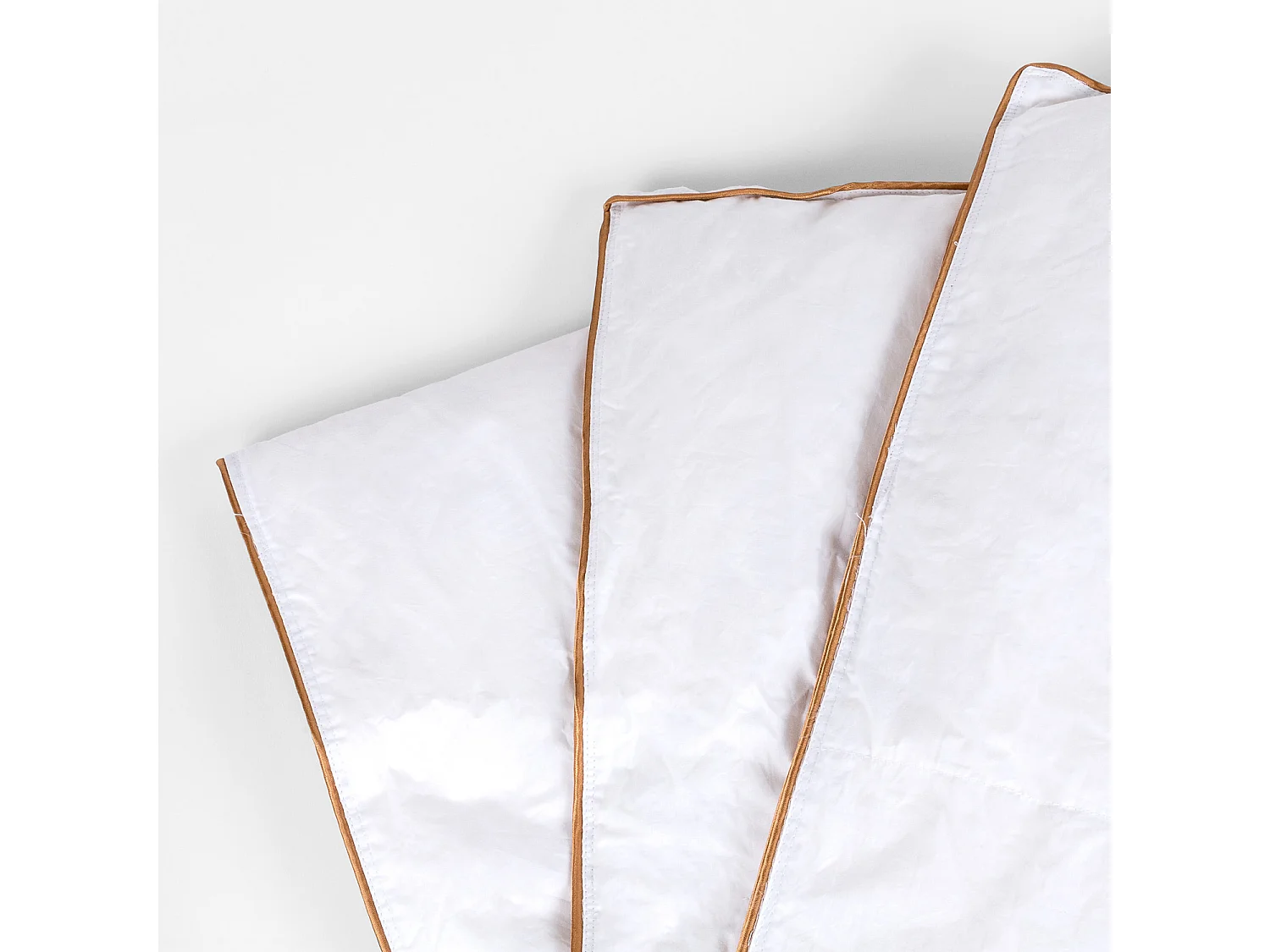 Edredão Nórdico 98% plumas 200gr Inverno 220x220cm PIKOLIN HOME