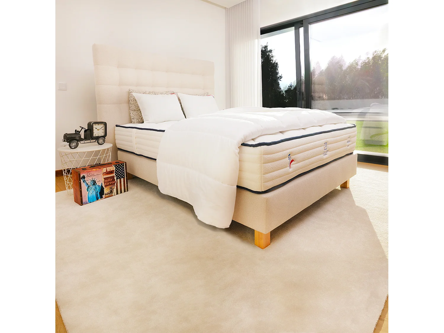 Ensemble Matelas 140x200 cm, Patriote, 27 cm + sommier beige + 2 oreillers + couette + TDL