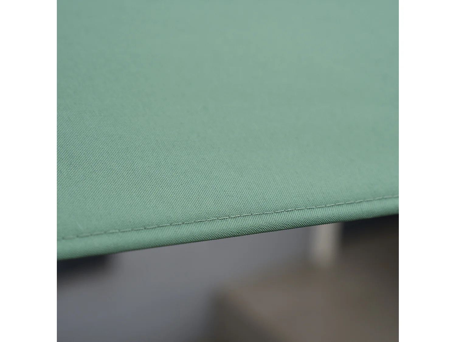 Parasol inclinable rectangulaire métal polyester haute densité 2,95L x 1,95l x 2,4H m vert