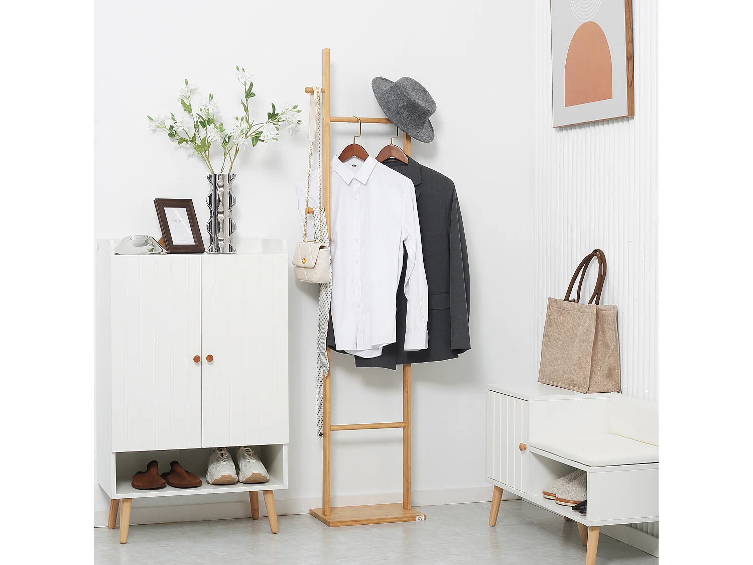 Penderie porte-manteaux - 3 barres de penderie, 2 patères - dim. 36L x 24l x 168H cm - bois bambou