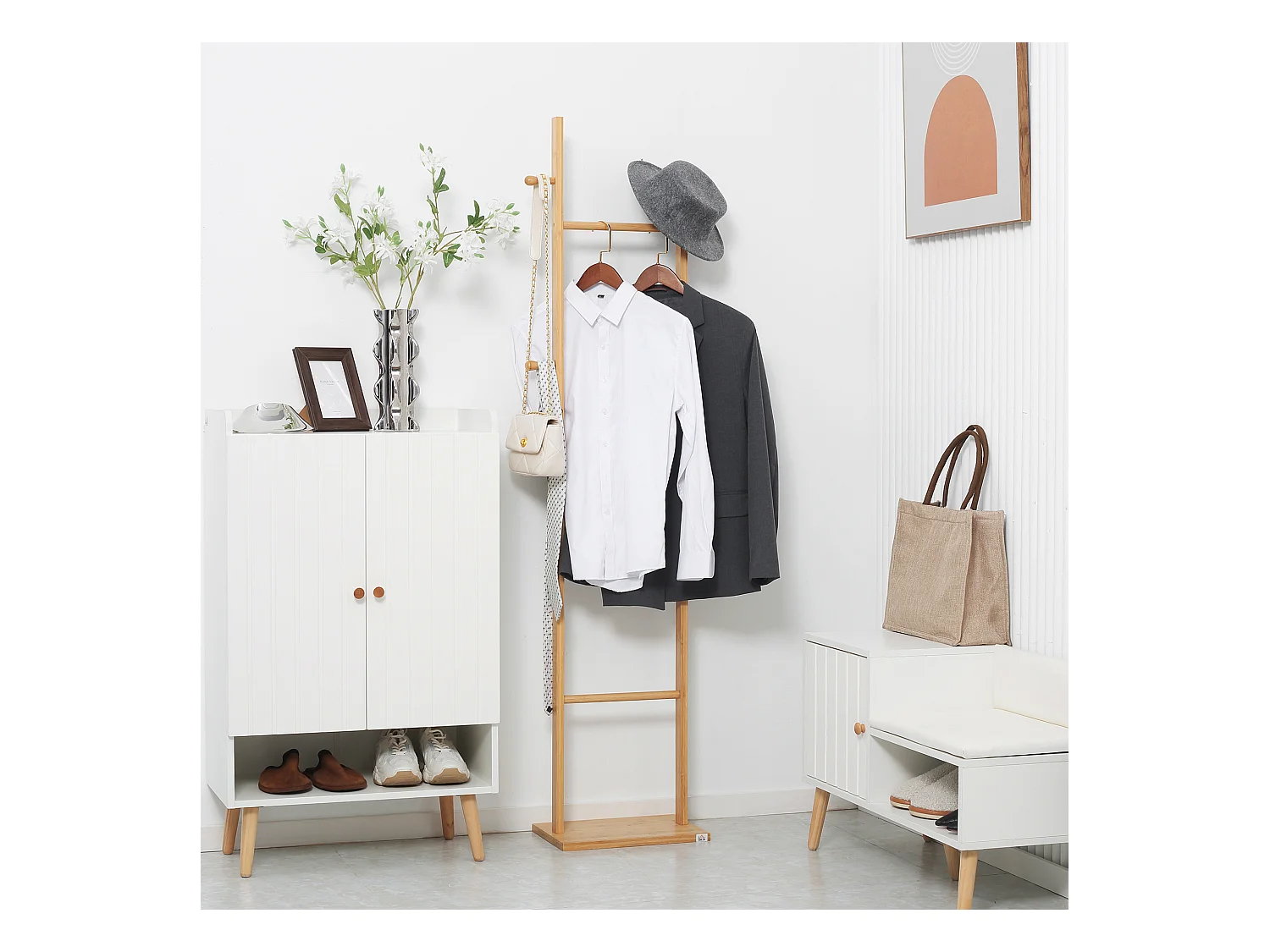 Penderie porte-manteaux - 3 barres de penderie, 2 patères - dim. 36L x 24l x 168H cm - bois bambou