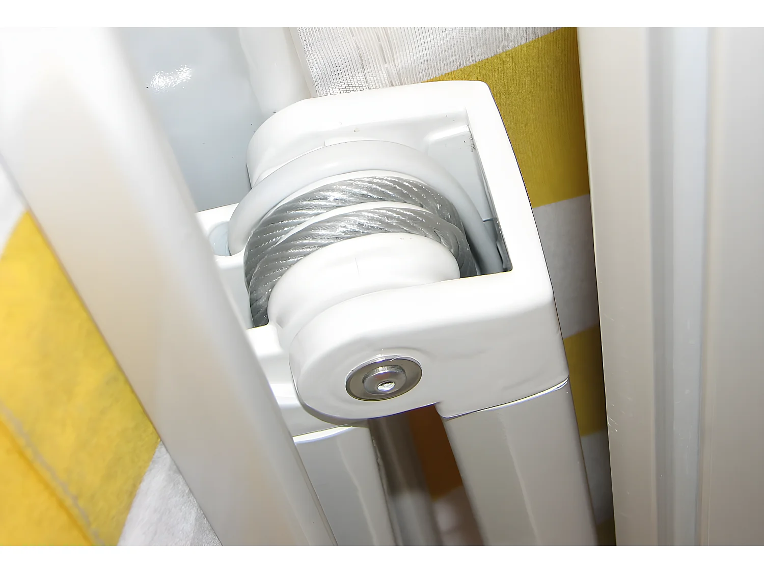 Elektrische Kassettenmarkise MCW-H27, Polyester anthrazit, Rahmen weiß