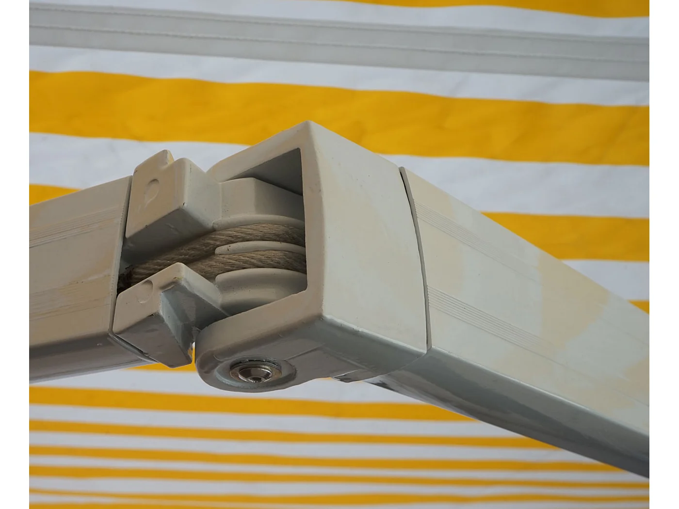 Alu-Markise H790, Acryl, Gelb/Weiß