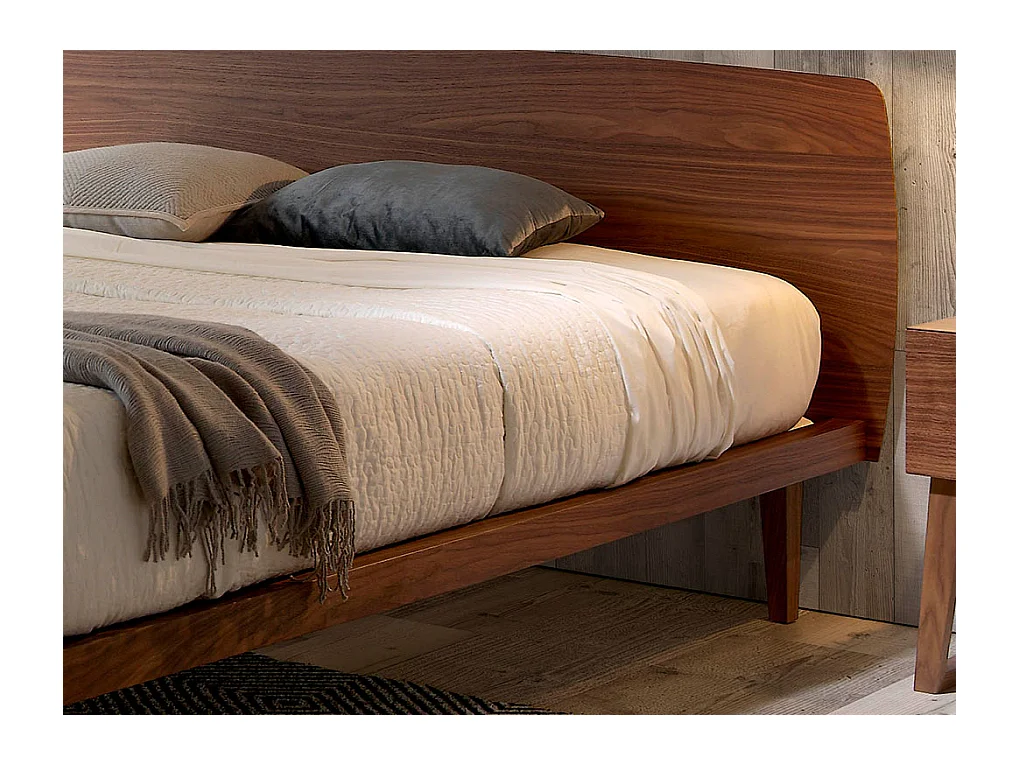Walnoothouten bed 7015 ANGEL CERDA