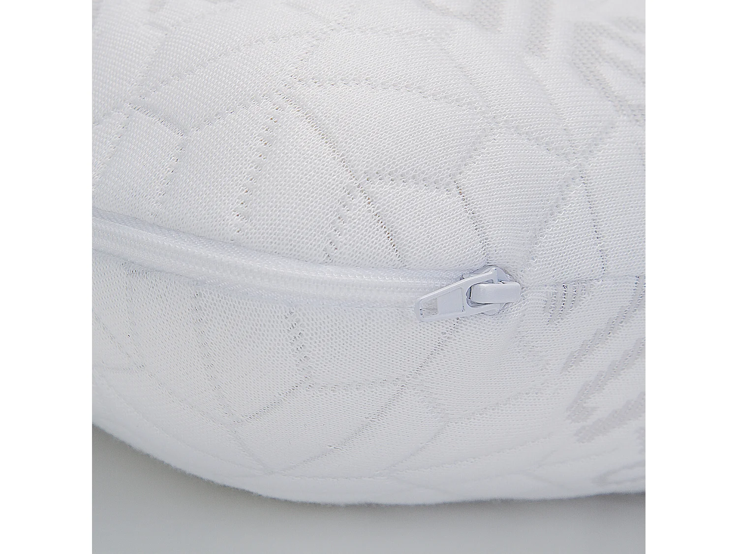 Oreiller viscoélastique double housse anti-acariens